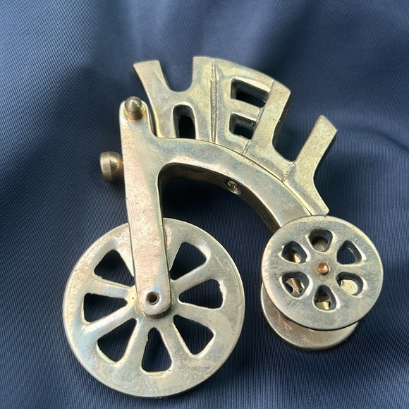 Vintage Solid Brass Hell on Wheels Tricycle   Heavy Paperweight Rare - Picture 3 of 11
